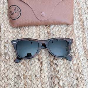 Vintage B&L Ray-Ban L2053 Thick Tortoise Wayfarers 5024 Sunglasses